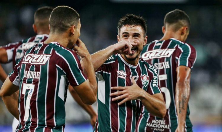 Fluminense vence clássico com Botafogo de virada no Nílton Santos
