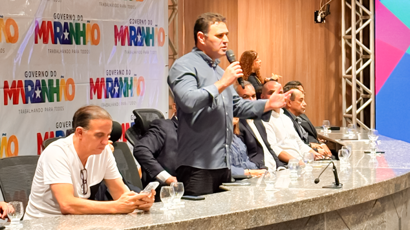 PREFEITURA DE AÇAILÂNDIA É CONTEMPLADA COM 10 TANQUES RESFRIADORES DE LEITE PELO PROGRAMA DE ASSENTAMENTOS PRODUTIVOS DO GOVERNO DO ESTADO.