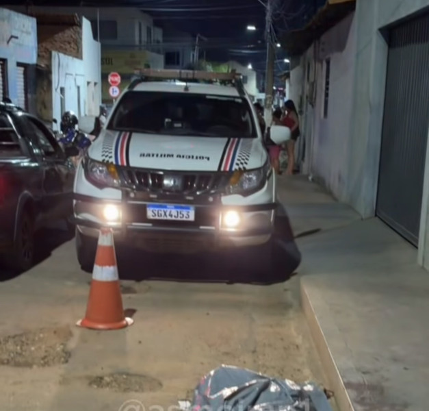 JOVEM É MORTO A TIROS NA RÉGUA DO PORTO DA BALSA EM ITZ