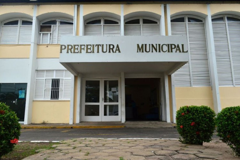 VAGA NATALINA: SEJA O PAPAI NOEL OFICIAL DE ITZ E GANHE R$ 10 MIL