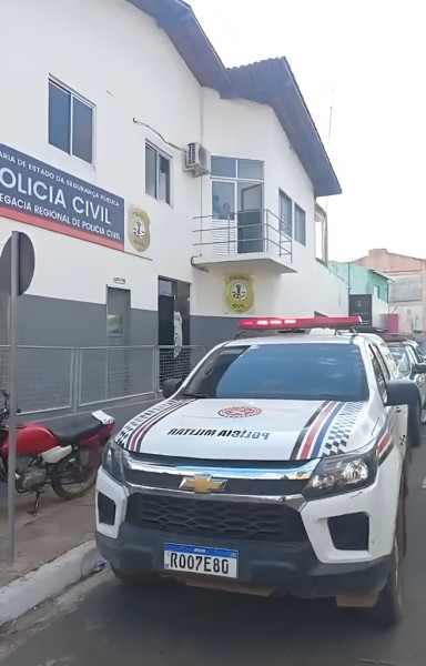 MULHER É PRESA AO SE PASSAR POR TERAPEUTA OCUPACIONAL E ATENDER PACIENTES EM CLÍNICA DE ITZ