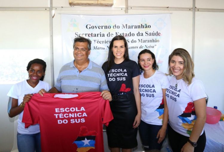 Em Loreto, Flávio Dino firma parceria para reformar e equipar hospital da cidade